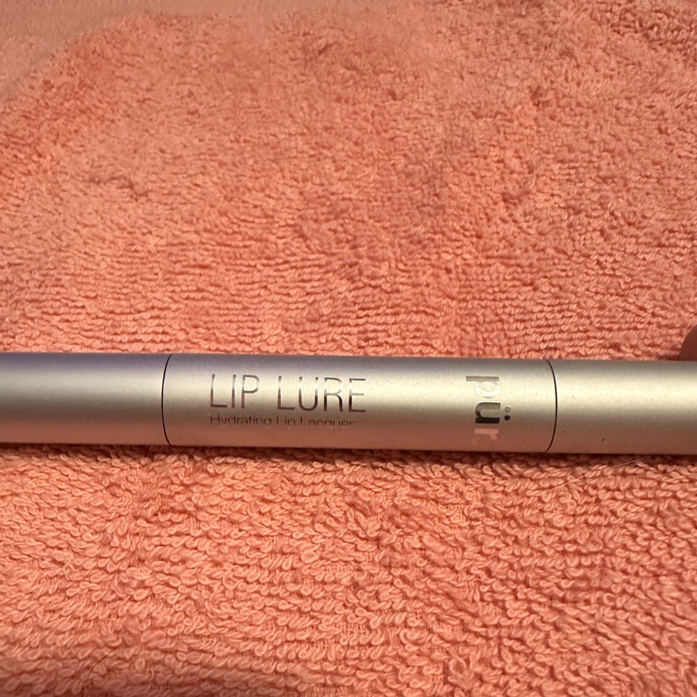Pür Lip Lure Hydrating Lip Lacquer Fiery
